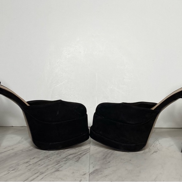 Schutz Luan Black Platform Pump, soft nubuck, 8 1/2 B - Picture 6 of 14